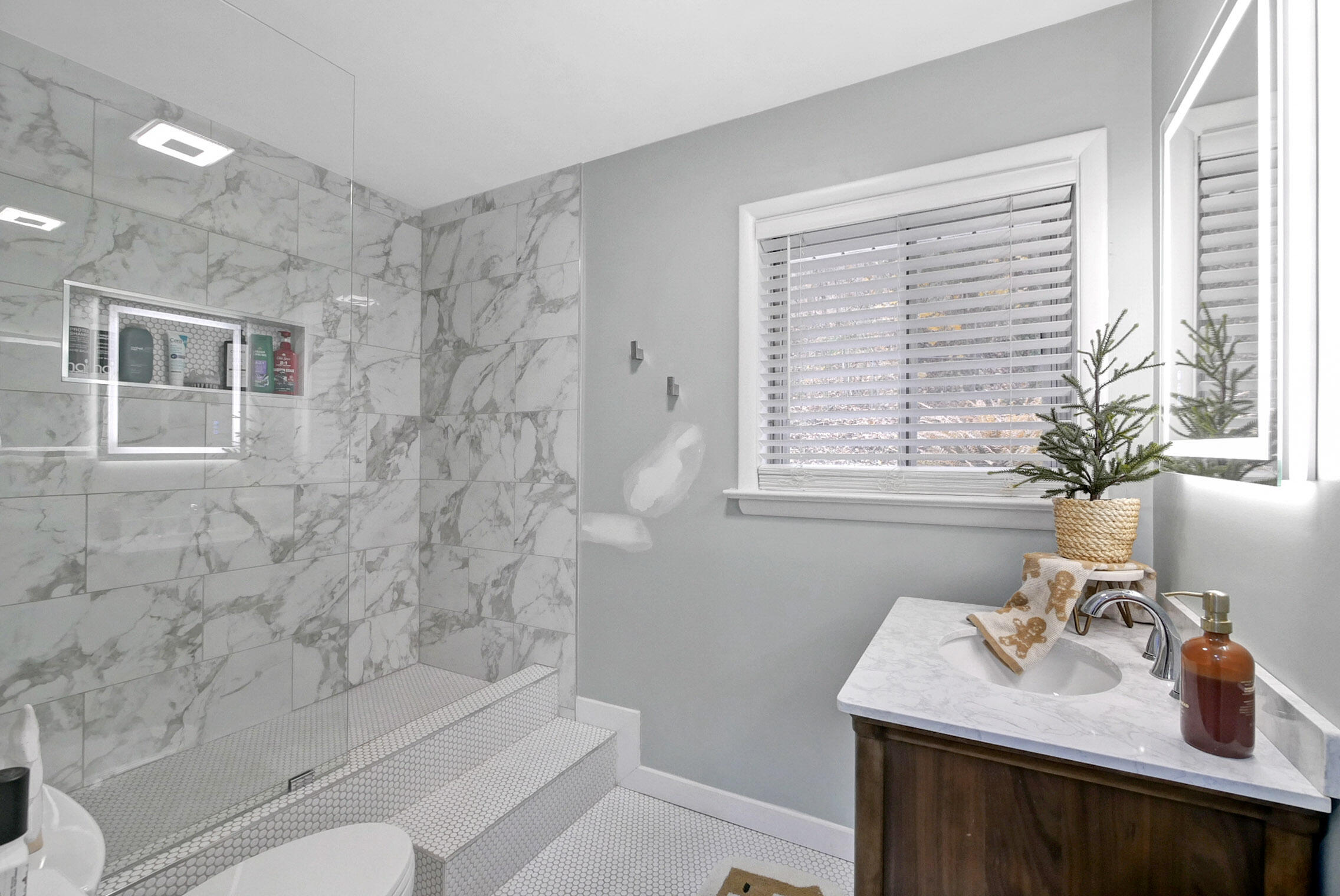 1503 Hatfield Road Rising Fawn, GA 30738 - Photo 11 of 40 28-P1660397_398_399_400_401