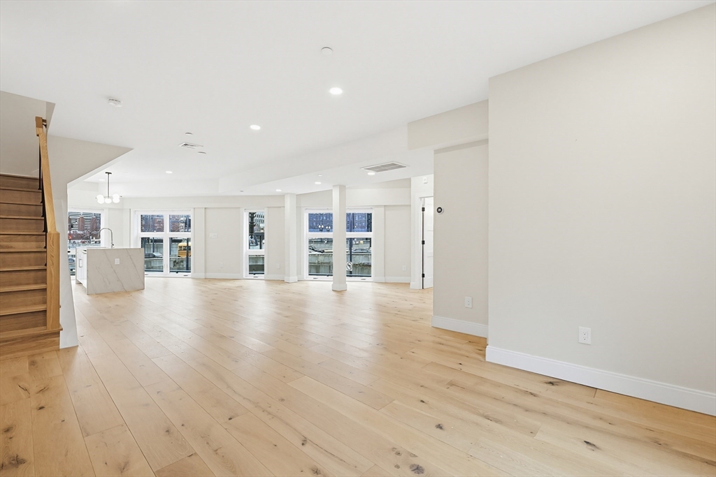 43 Stillman Street, Unit 1 Boston, MA 02113 - Photo 18 of 41