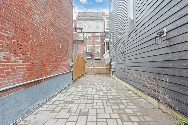 $1,785,000 | 43 Stillman Street, Unit 1, Boston, MA 02113