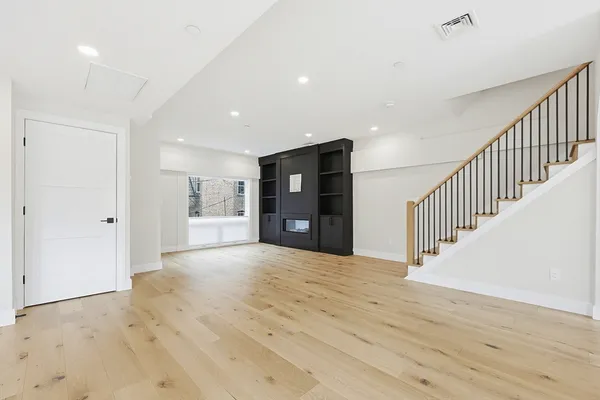 $1,785,000 | 43 Stillman Street, Unit 1, Boston, MA 02113