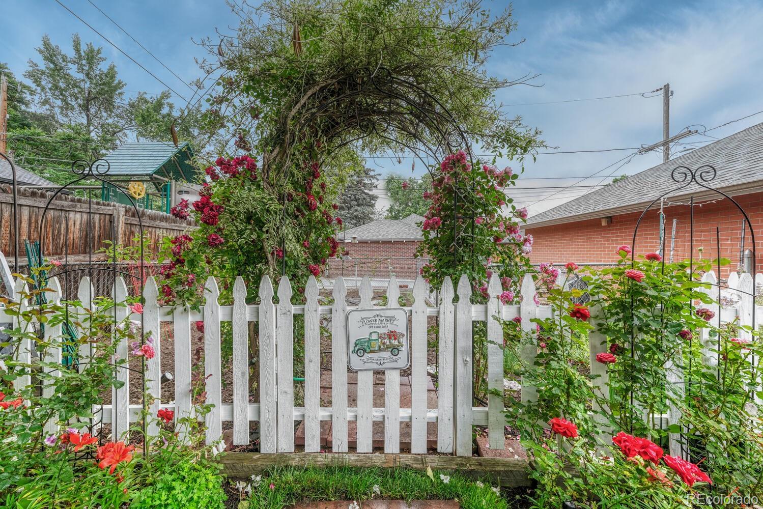 4128 Hooker Street Denver, CO 80211 - Photo 17 of 24