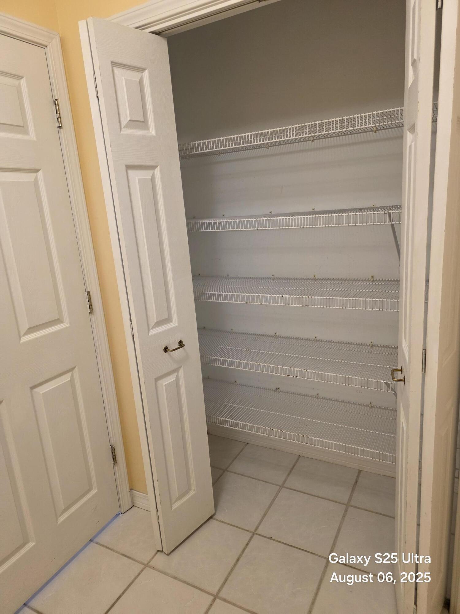 127 Mohawk Trail Crestview, FL 32536 - Photo 18 of 42 20250806_071242