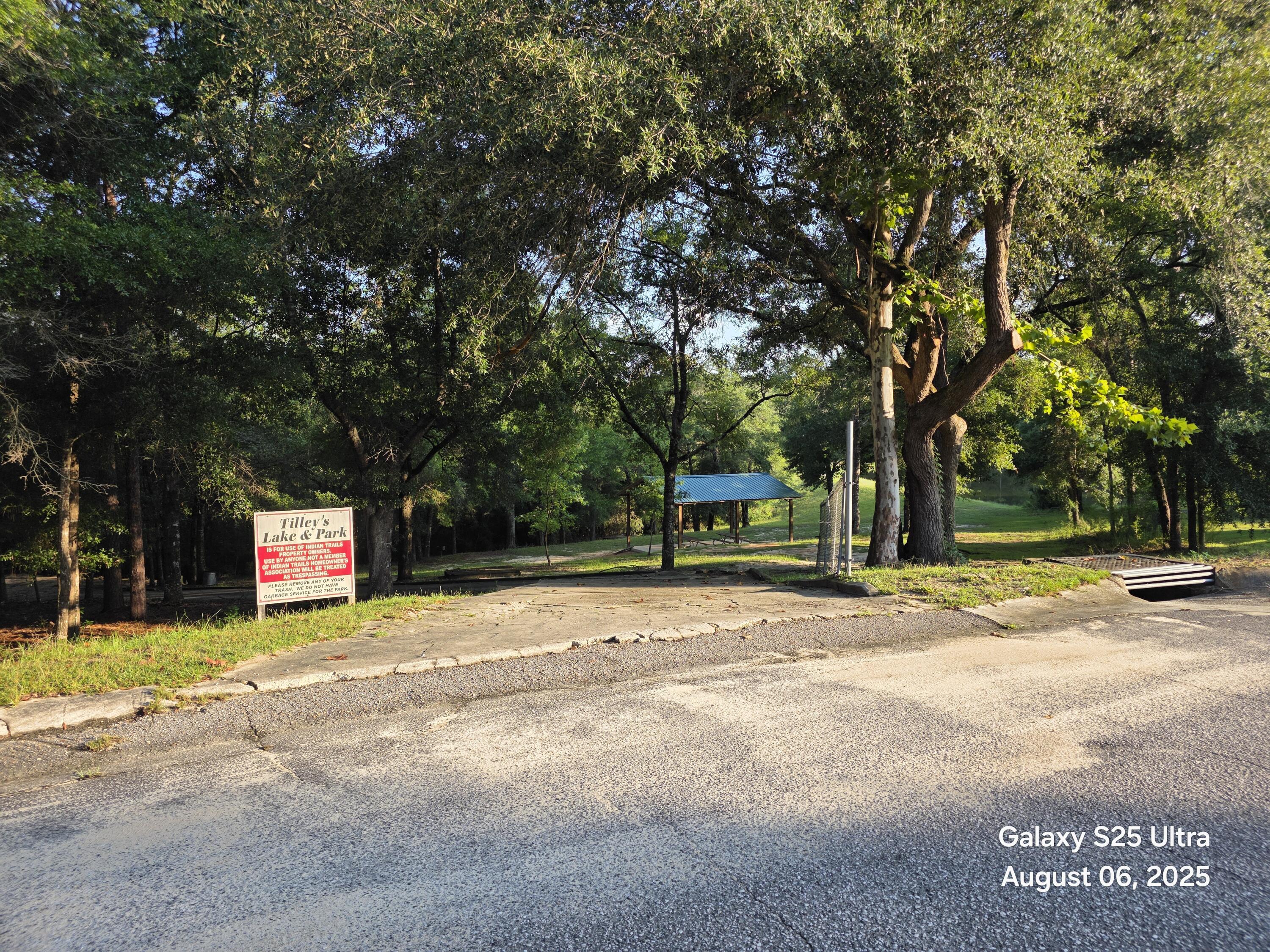 127 Mohawk Trail Crestview, FL 32536 - Photo 38 of 42 20250806_072300