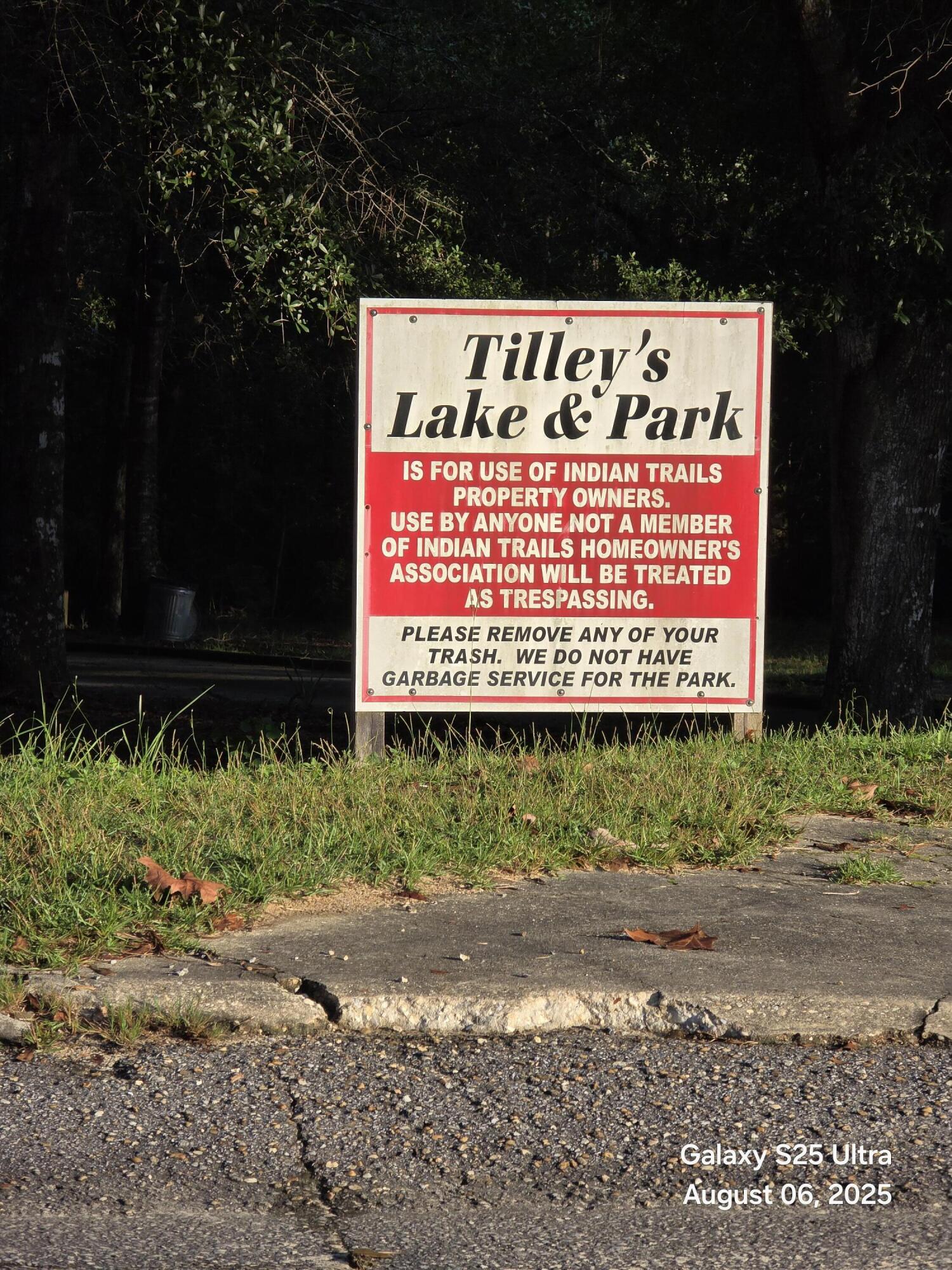 127 Mohawk Trail Crestview, FL 32536 - Photo 42 of 42 20250806_072252