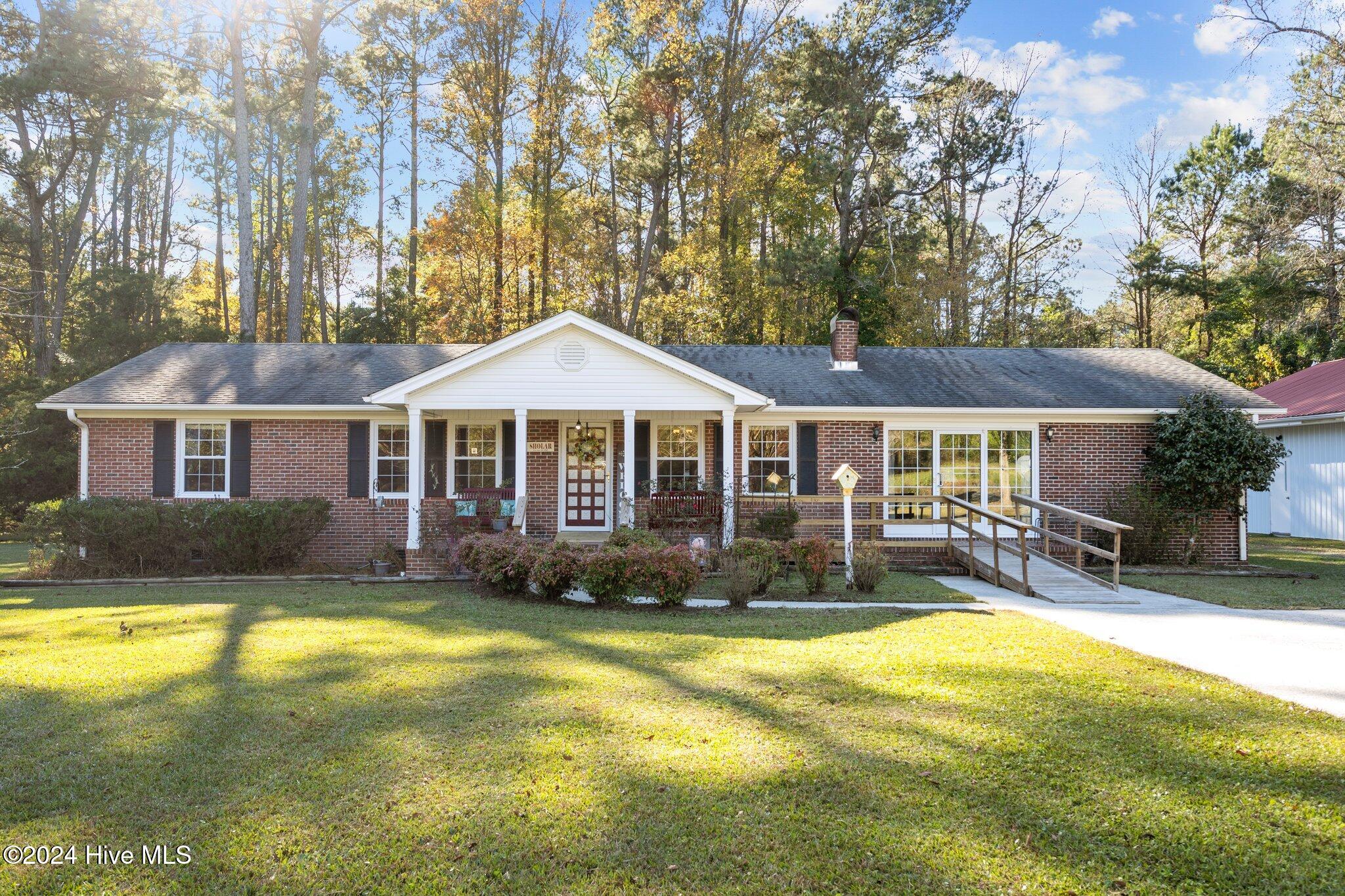 386 Batchelor Bay Road Wallace, NC 28466 - Photo 1 of 56 386 Batchelor Bay Road