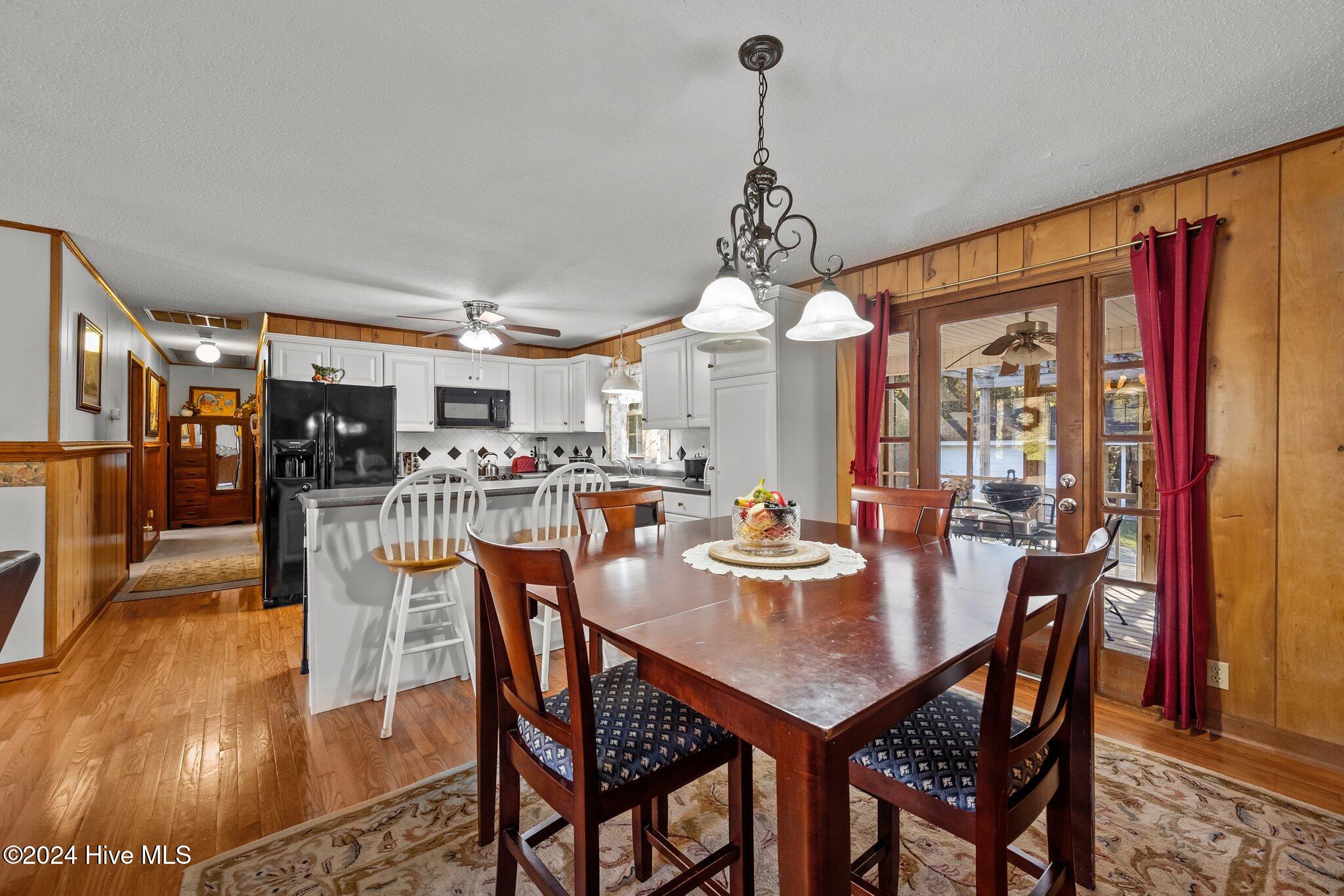 386 Batchelor Bay Road Wallace, NC 28466 - Photo 10 of 56 25-web-or-mls-_Z724419