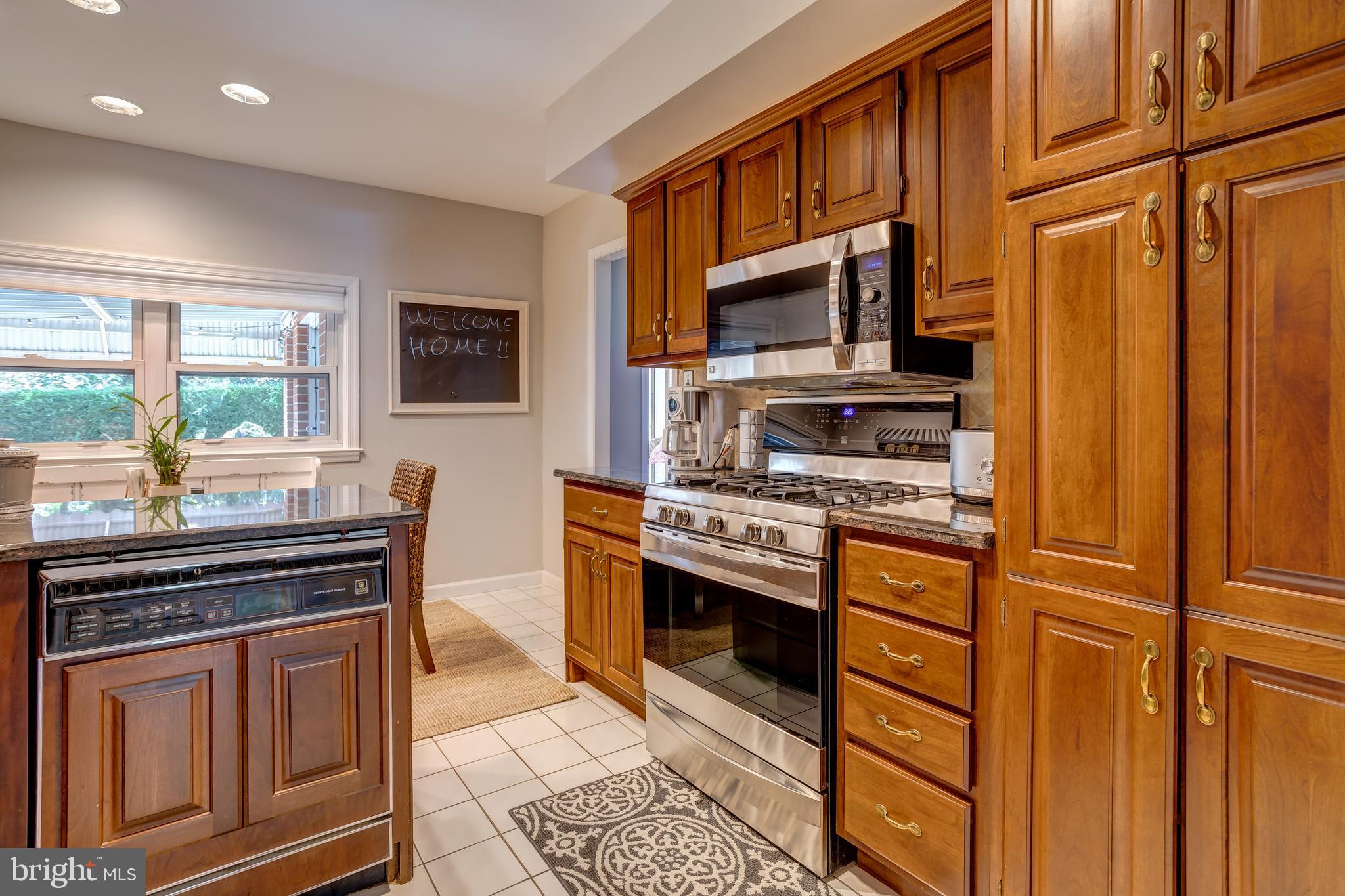 958 Edwards Drive Springfield, PA 19064 - Photo 14 of 39