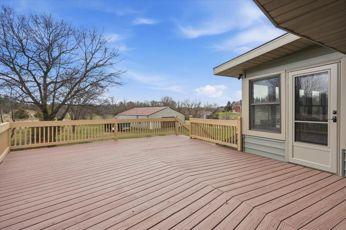 783 McCutcheon Road Hudson, WI 54016 - Photo 23 of 31