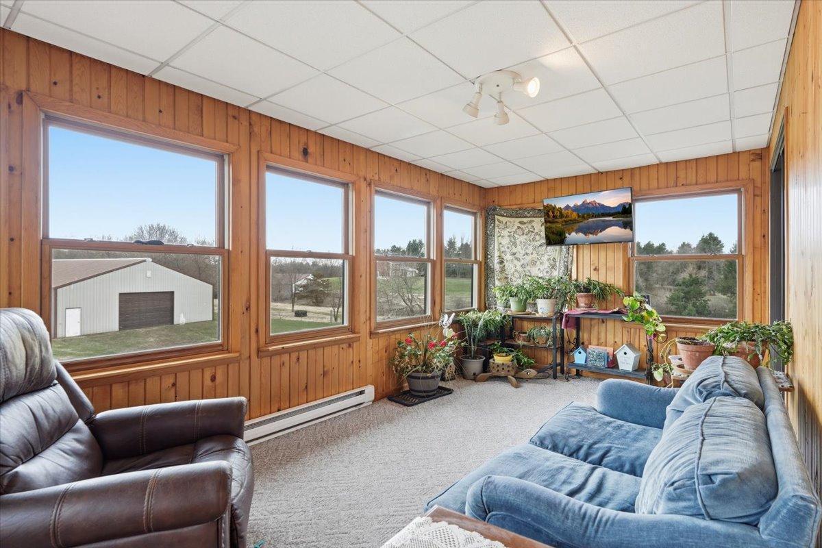 783 McCutcheon Road Hudson, WI 54016 - Photo 10 of 31