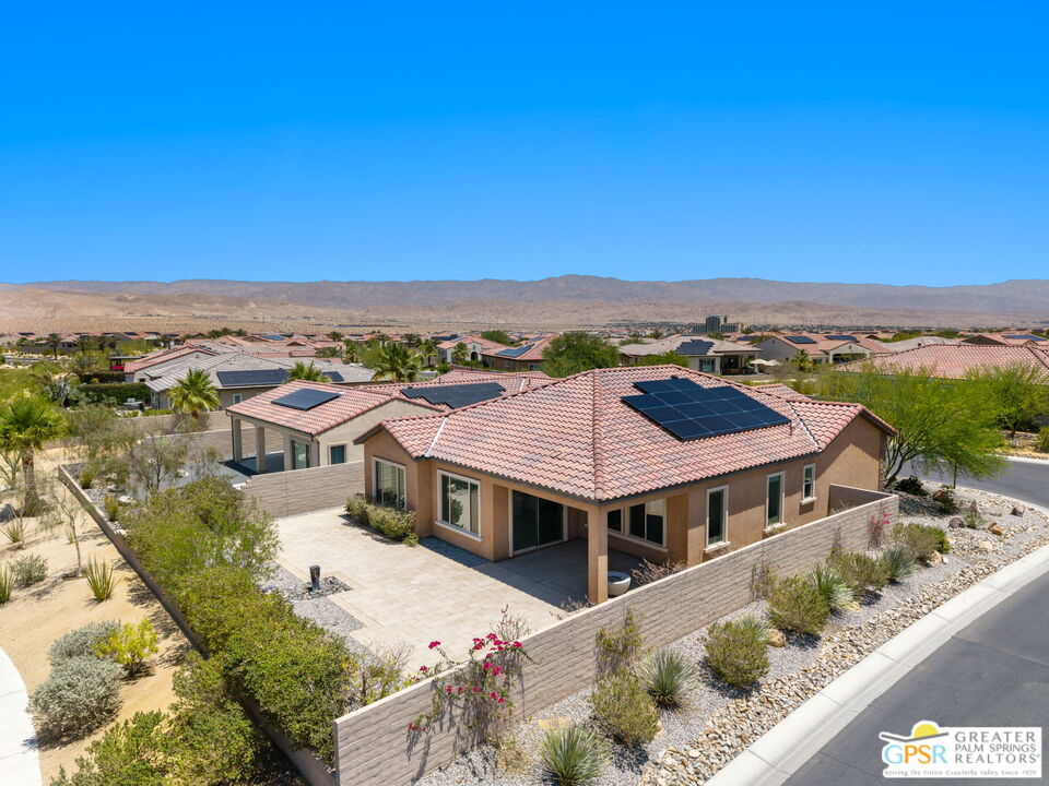 23 Sherry Rancho Mirage, CA 92270 - Photo 2 of 43