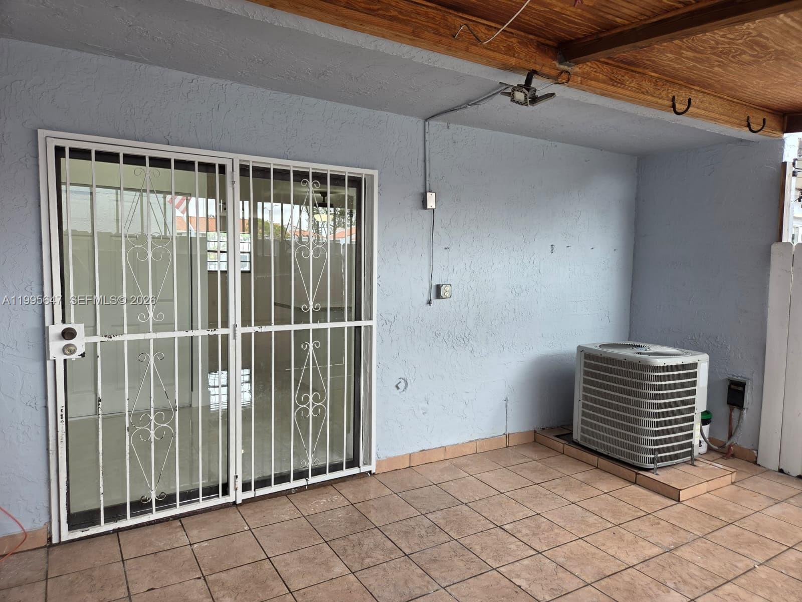 550 Southwest 115th Avenue, Unit 405H Sweetwater, FL 33174 - Photo 14 of 43