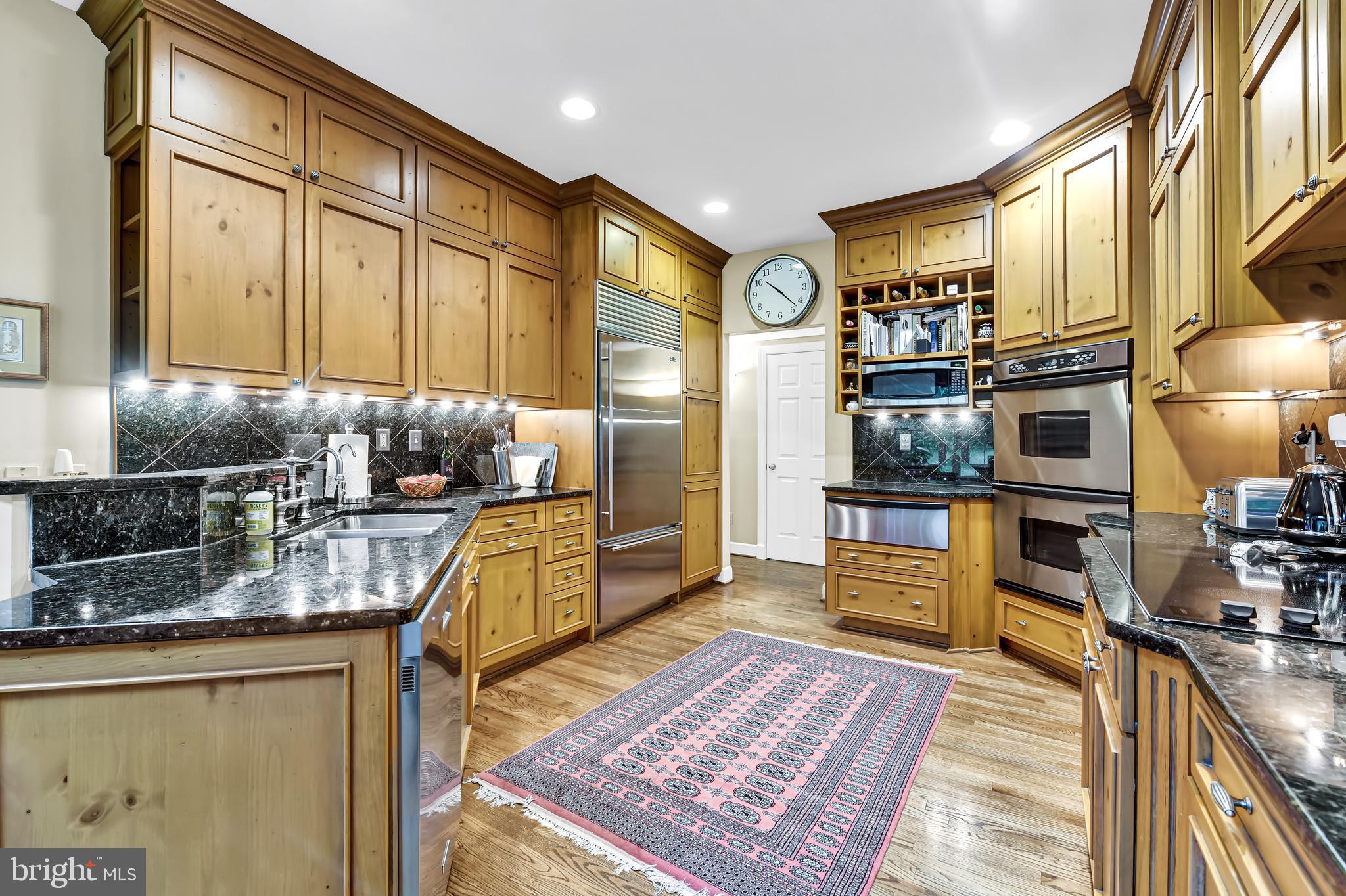 515 Valley View Road Towson, MD 21286 - Photo 14 of 35 Hardwood floor in Kitchen
