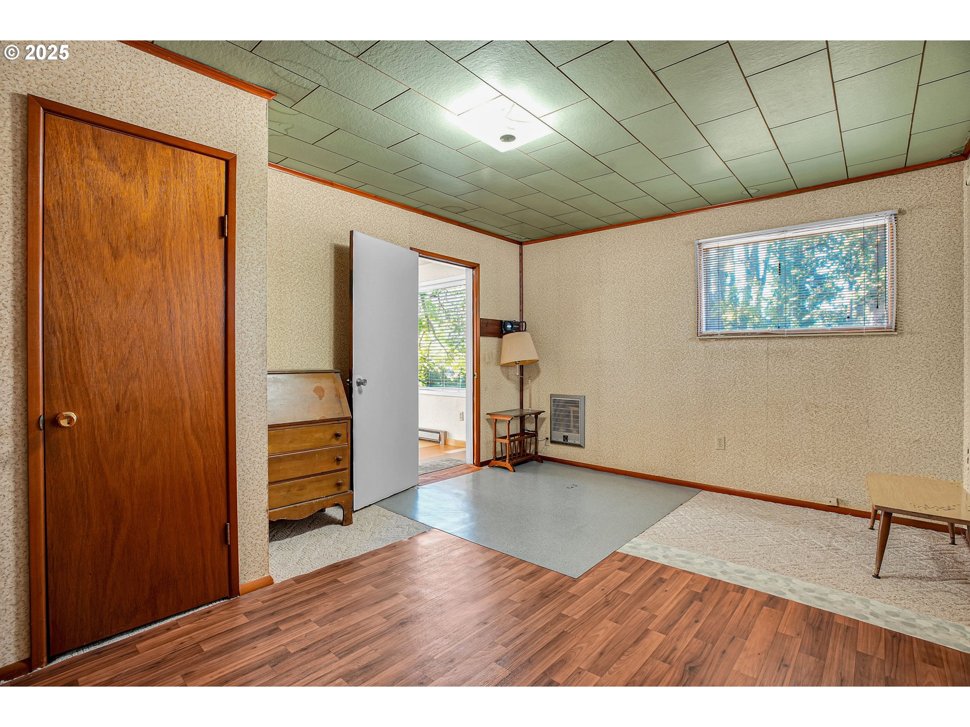 328 North 15th Avenue Cornelius, OR 97113 - Photo 17 of 48