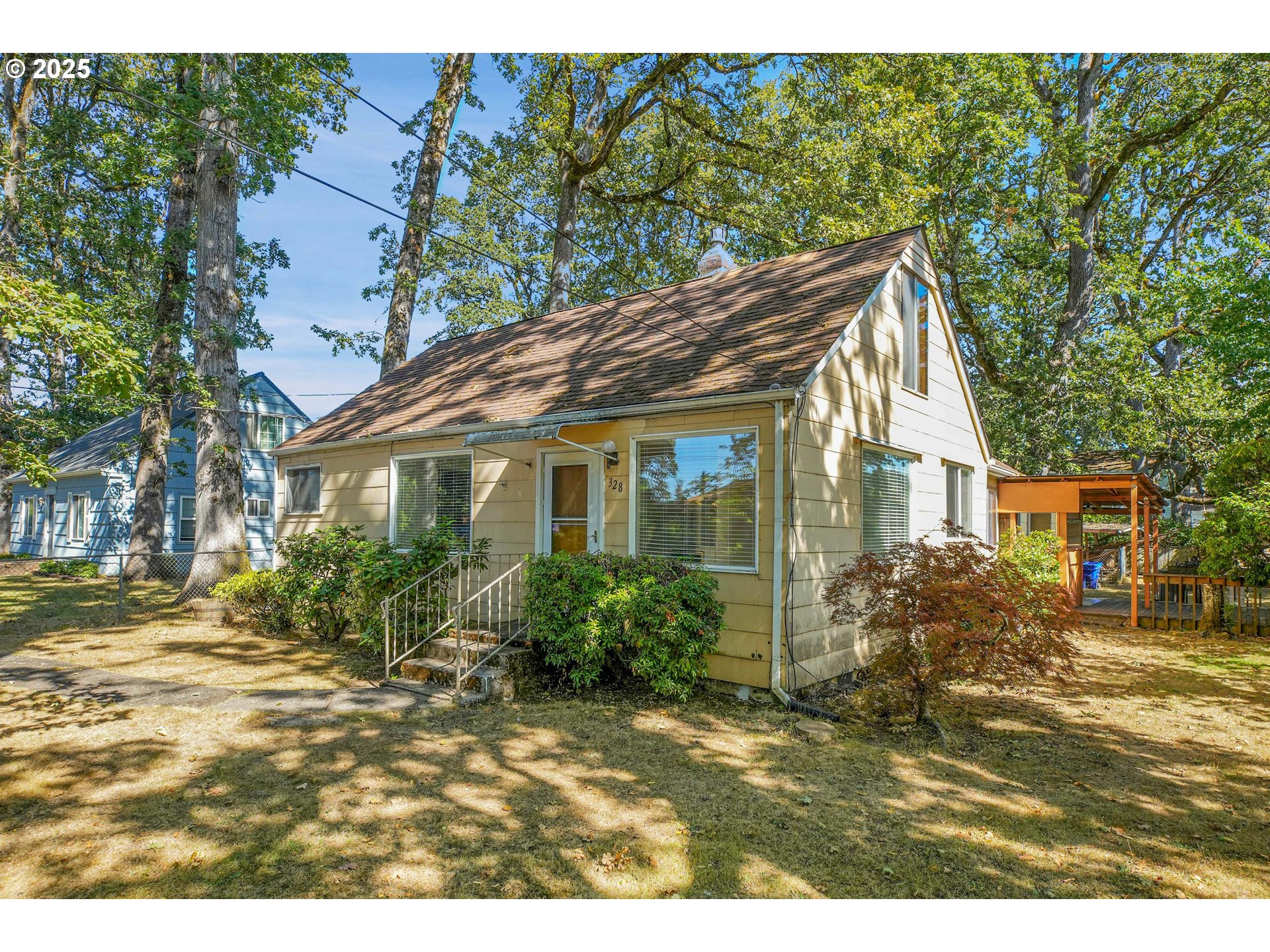 328 North 15th Avenue Cornelius, OR 97113 - Photo 2 of 48