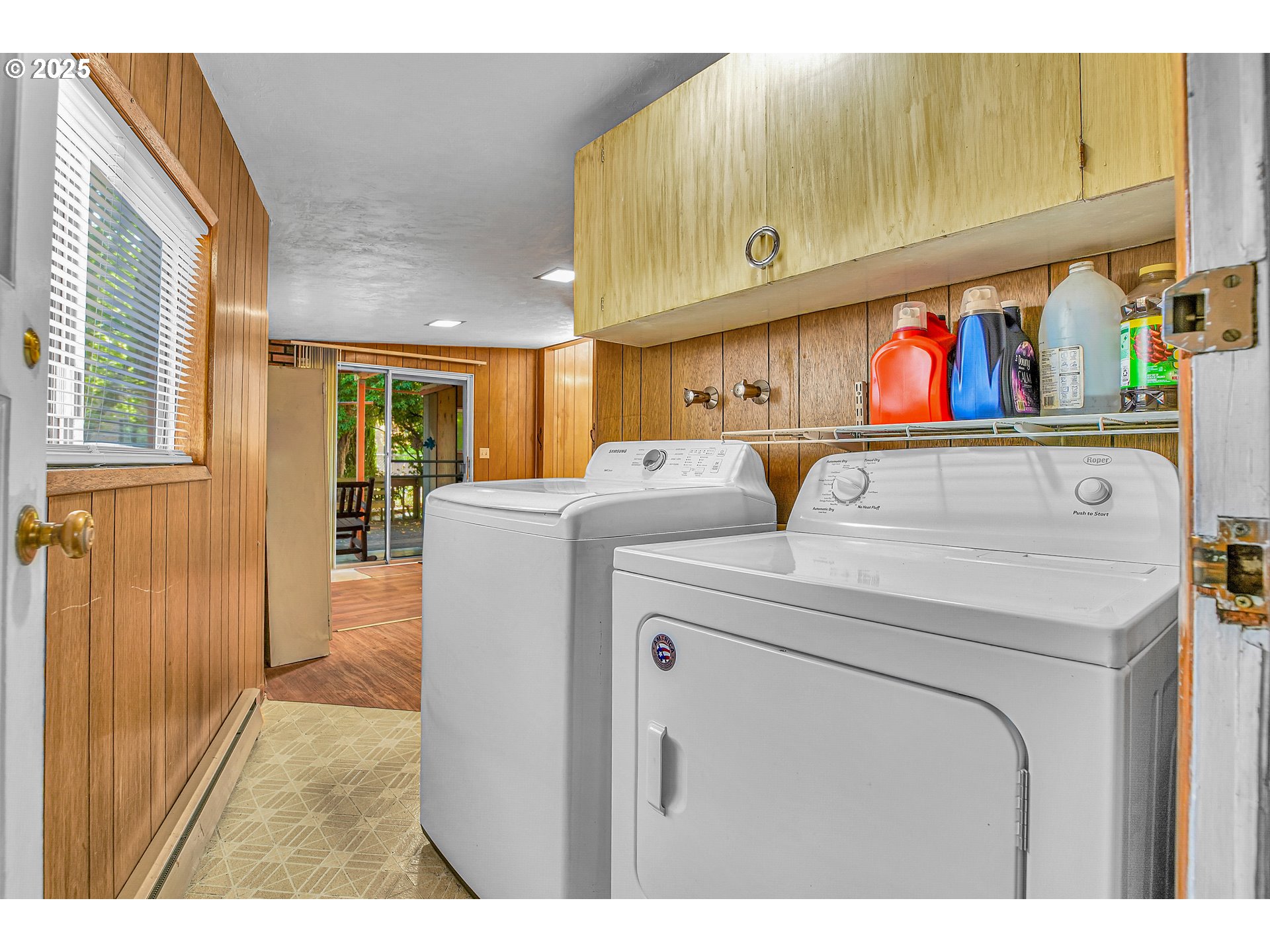 328 North 15th Avenue Cornelius, OR 97113 - Photo 28 of 48