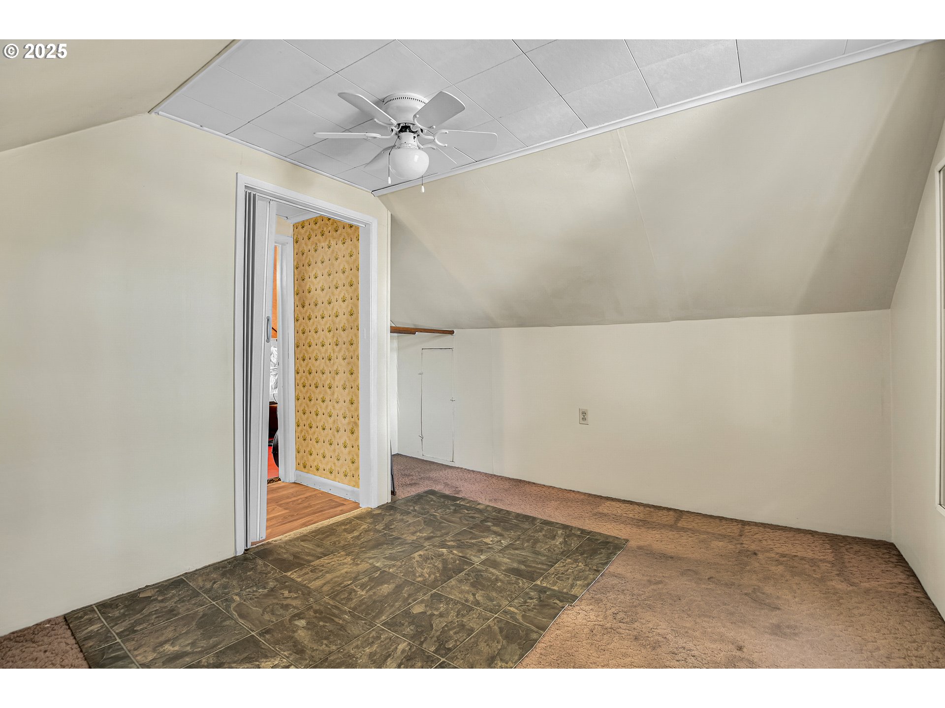 328 North 15th Avenue Cornelius, OR 97113 - Photo 31 of 48