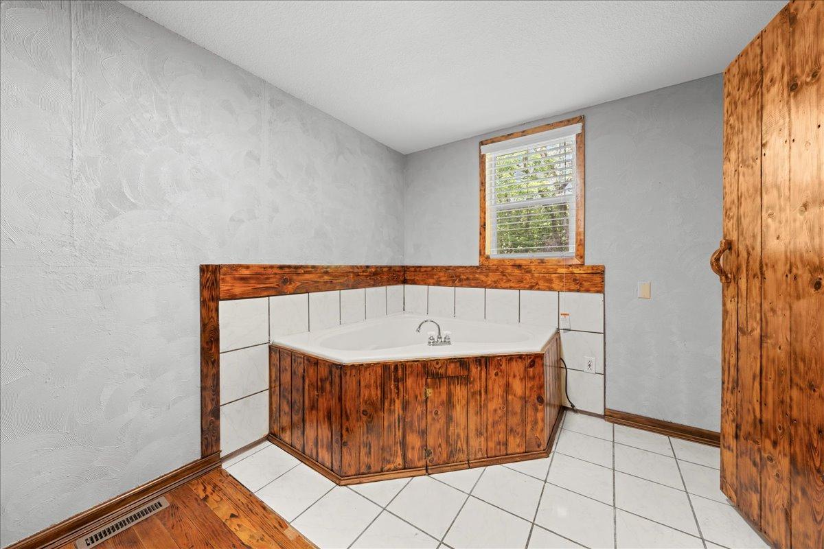 28110 Old Towne Road Chisago City, MN 55013 - Photo 19 of 45