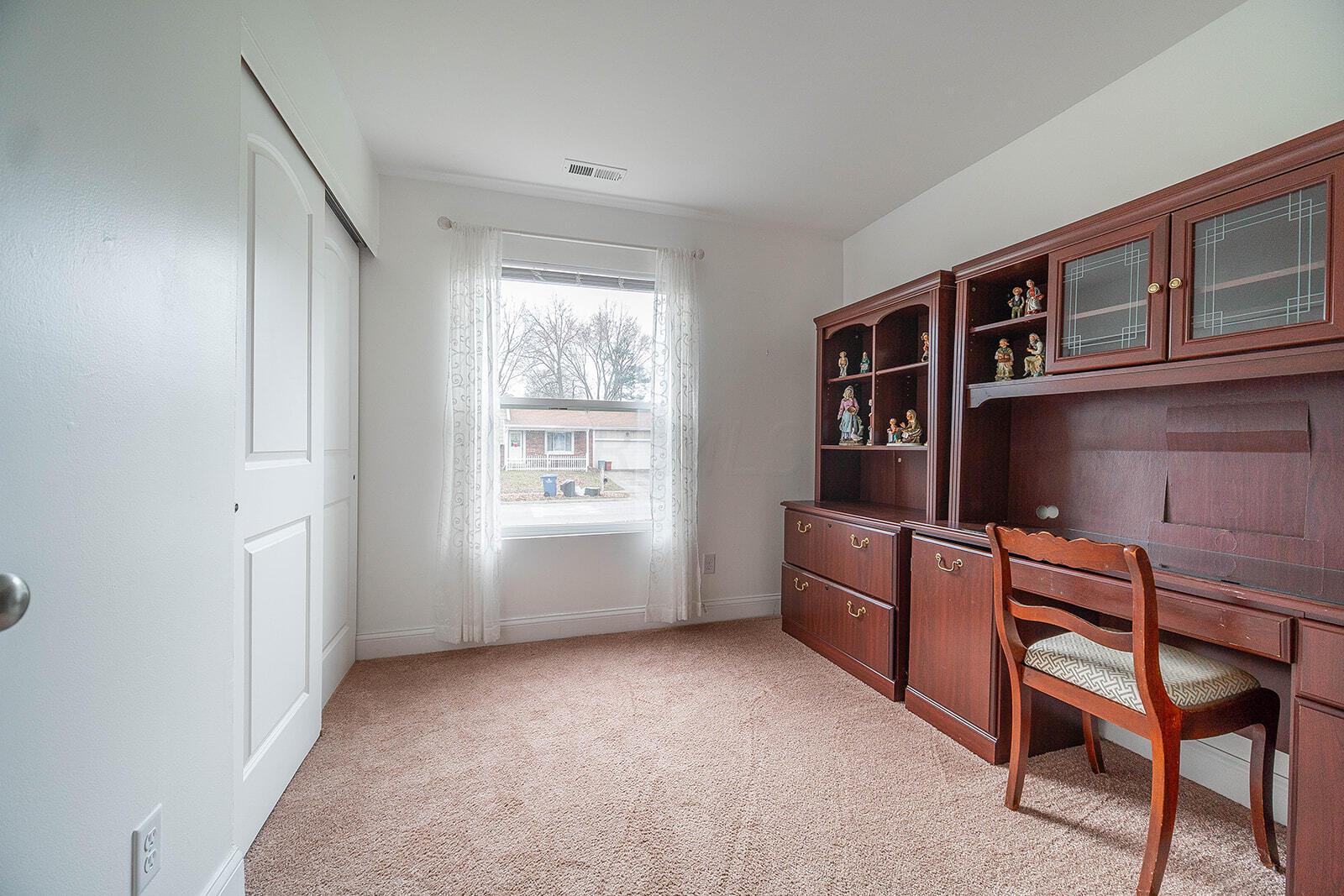 240 Chapelfield Road Columbus, OH 43230 - Photo 21 of 45 Bedroom 3