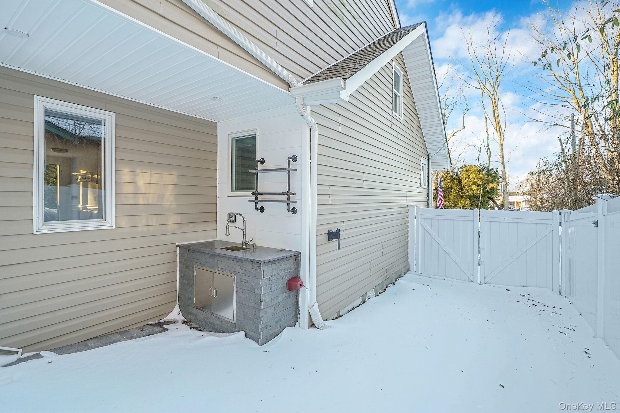 38 Hawthorne Road Rocky Point, NY 11778 - Photo 27 of 30 Outdoor Sink