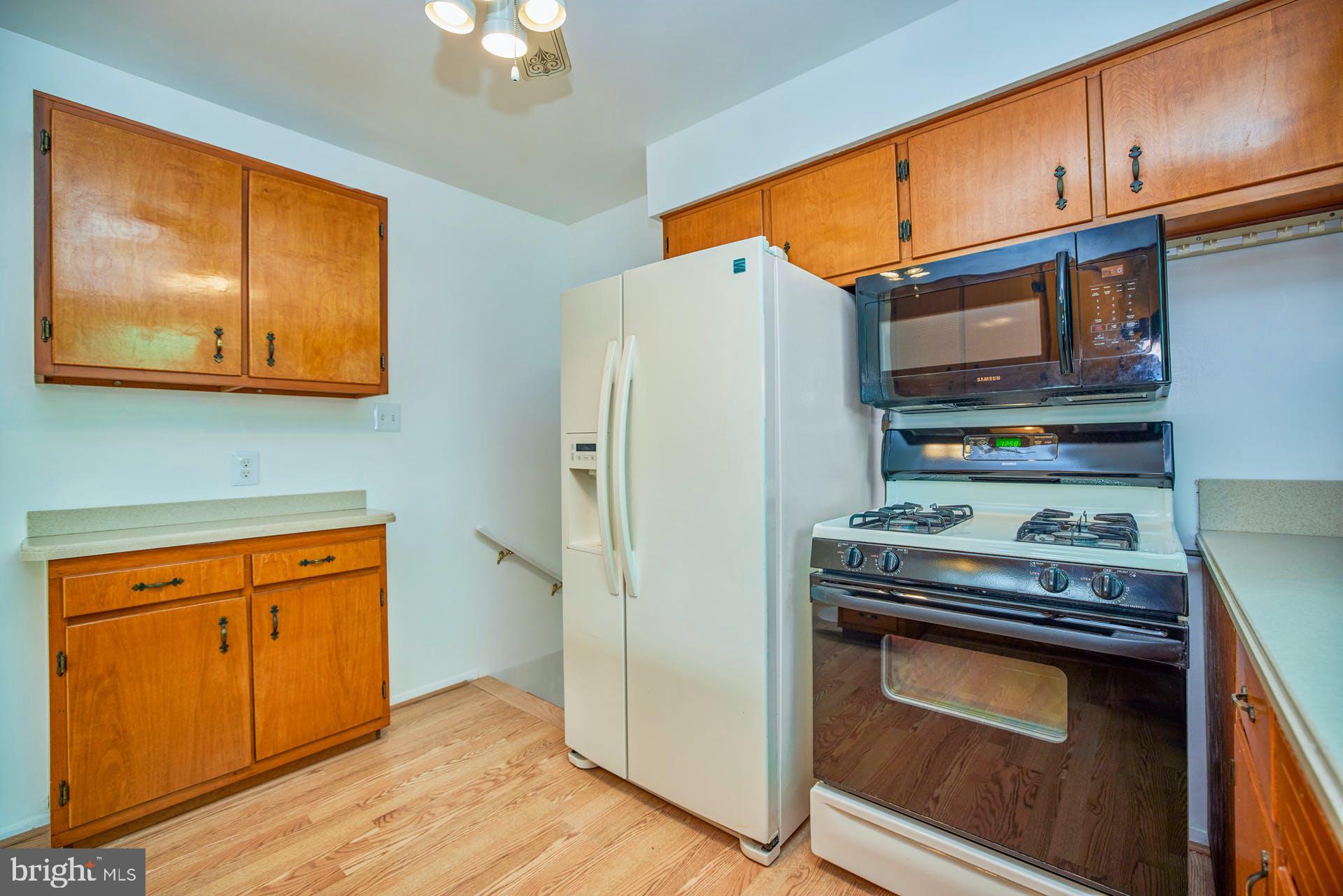 5401 Charlottesville Road Springfield, VA 22151 - Photo 15 of 34 Kitchen