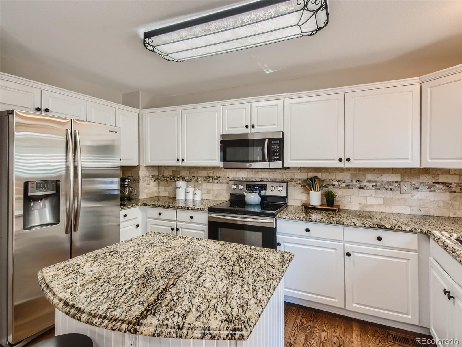 9747 Moss Rose Circle Highlands Ranch, CO 80129 - Photo 4 of 27 Gallery Image 4