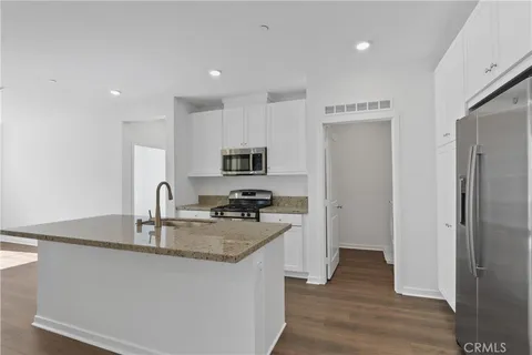 $598,000 | 960 North Tangent Privado, Unit 305, Ontario, CA 91764