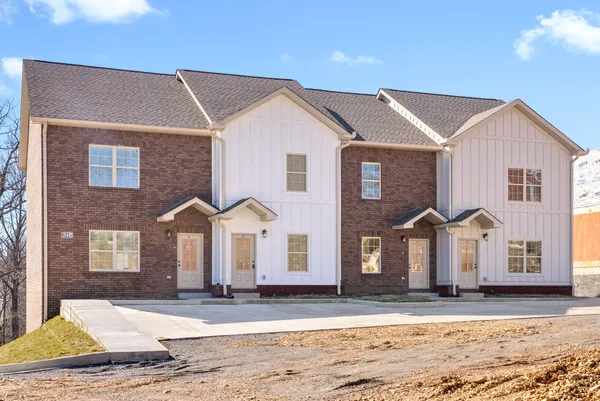 $1,700 | 500 Peachers Mill Road, Unit A1, Clarksville, TN 37042