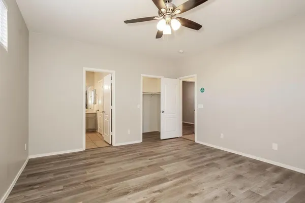 $2,340 | 8713 North 58th Lane, Glendale, AZ 85302