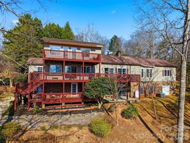 $999,000 | 77 Trenton Trails Drive, Taylorsville, NC 28681