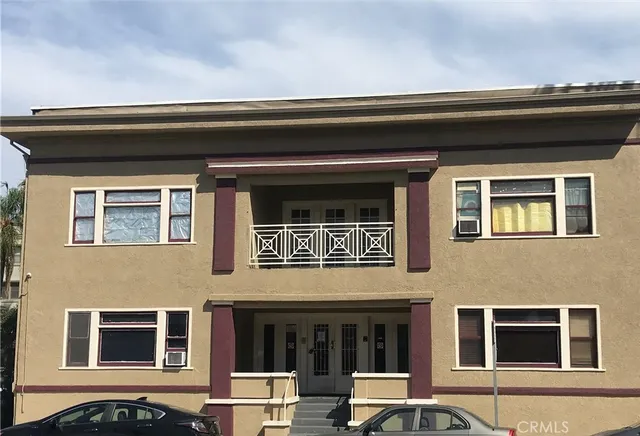 $199,000 | 354 Chestnut Avenue, Unit 9, Long Beach, CA 90802