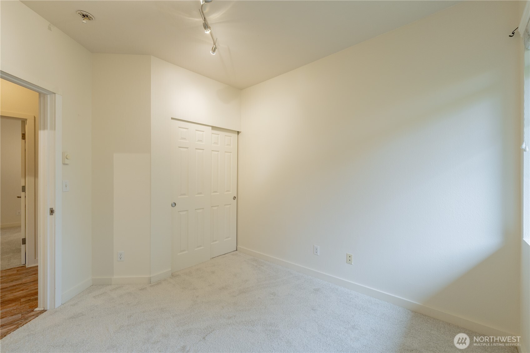 18930 Bothell Everett Highway, Unit E203 Bothell, WA 98012 - Photo 17 of 37 Gallery Image 17
