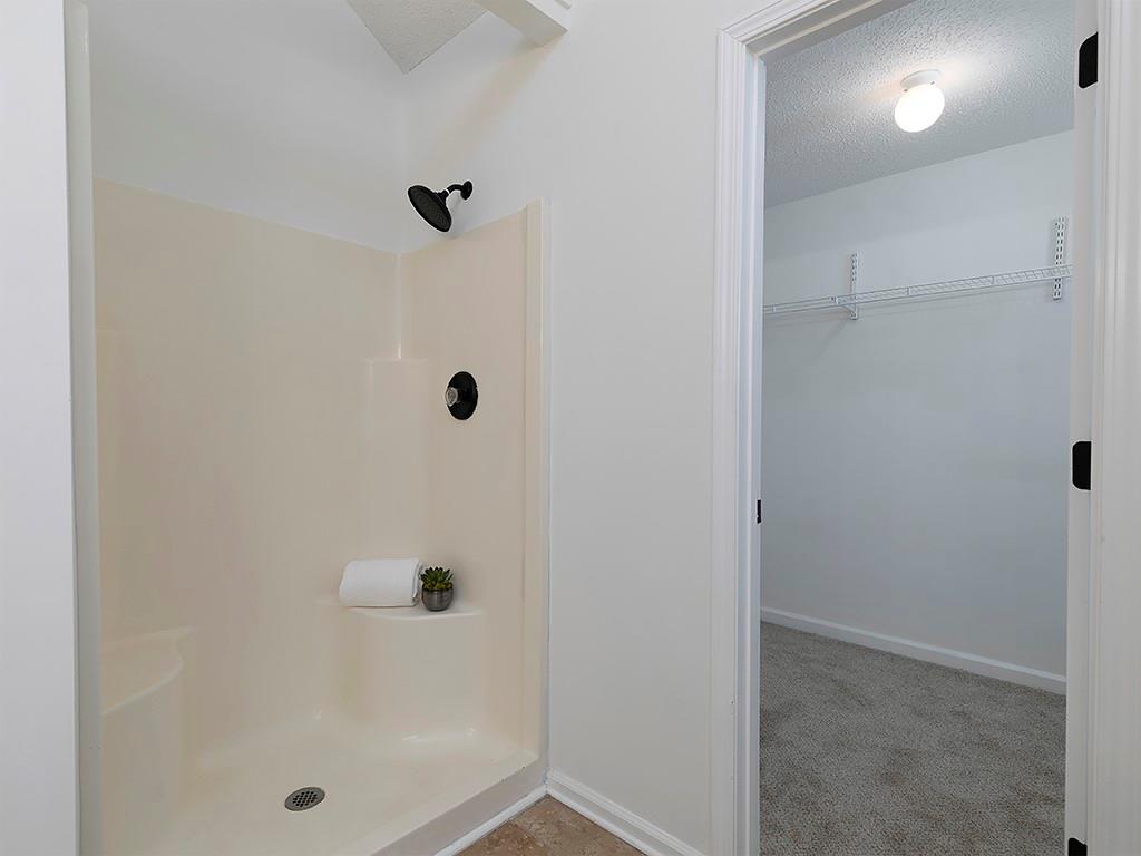 62 Smoak Field Road Griffin, GA 30223 - Photo 33 of 50 a bathroom with a shower