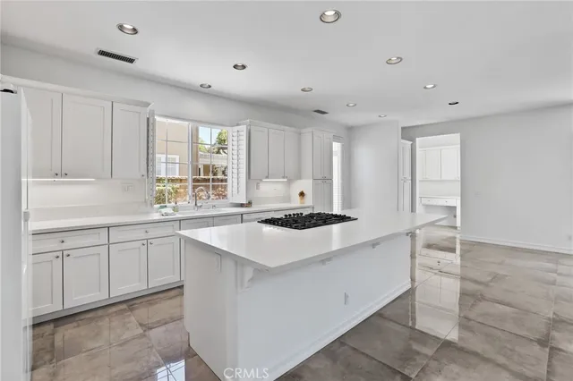 $7,800 | 5142 Pearce Drive, Huntington Beach, CA 92649