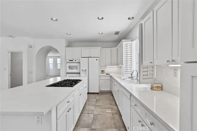 $7,800 | 5142 Pearce Drive, Huntington Beach, CA 92649