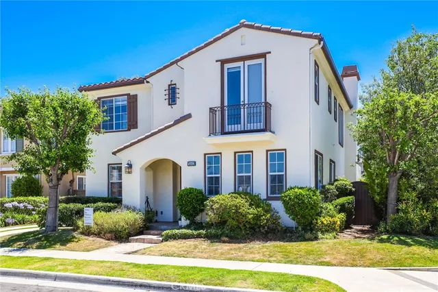 $7,800 | 5142 Pearce Drive, Huntington Beach, CA 92649