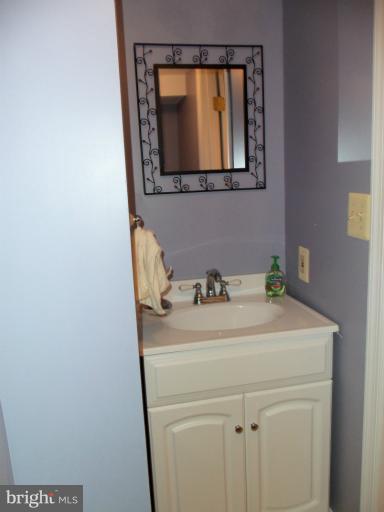 7114 Heathfield Road Baltimore, MD 21212 - Photo 3 of 30 Bath