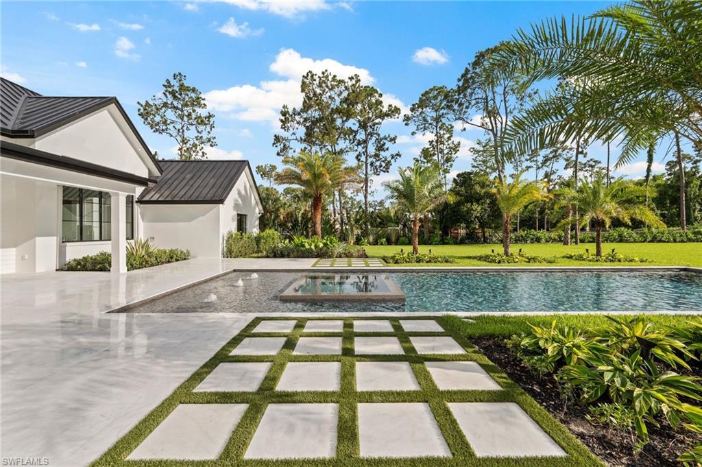 191 29th Street Southwest Naples, FL 34117 - Photo 39 of 41