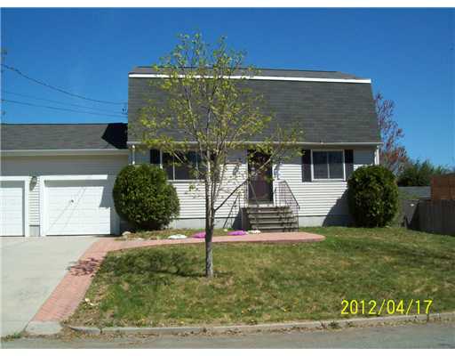 55 Mohawk Trail Cranston, RI 02921 - Photo 1 of 7 Exterior Front.