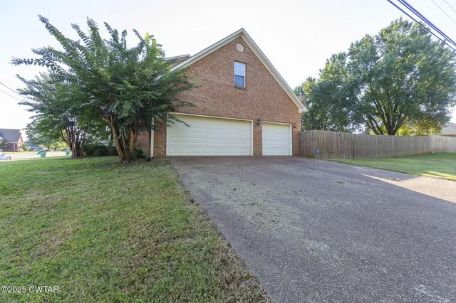 $290,000 | 8 Sebastian Drive, Jackson, TN 38305