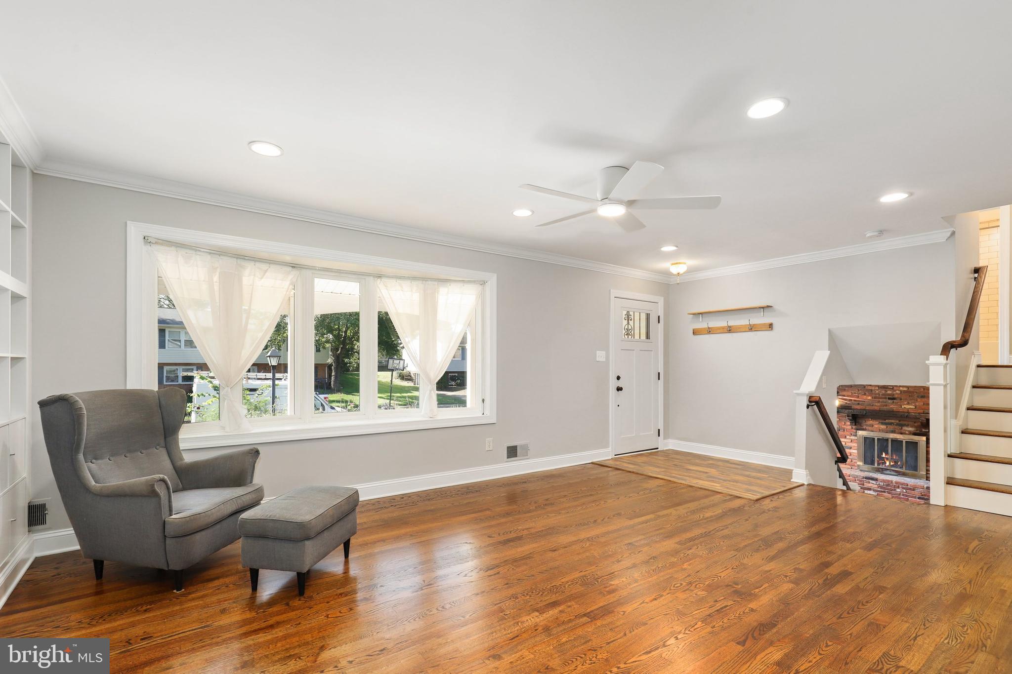 9712 Botsford Road Manassas, VA 20109 - Photo 3 of 39 Gallery Image 3