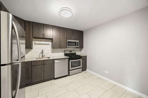 $252,000 | 535 South Cleveland Avenue, Unit 406, Arlington Heights, IL 60005