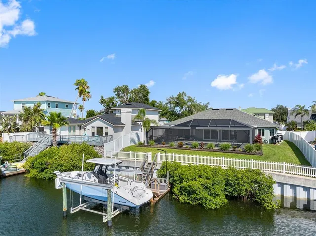 $895,000 | 6604 Dolphin Cove Drive, Apollo Beach, FL 33572