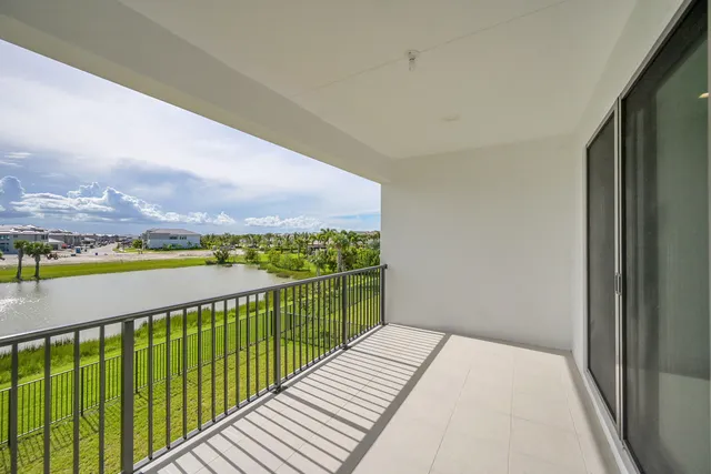 $12,500 | 9979 Migration Point, Palm Beach Gardens, FL 33412