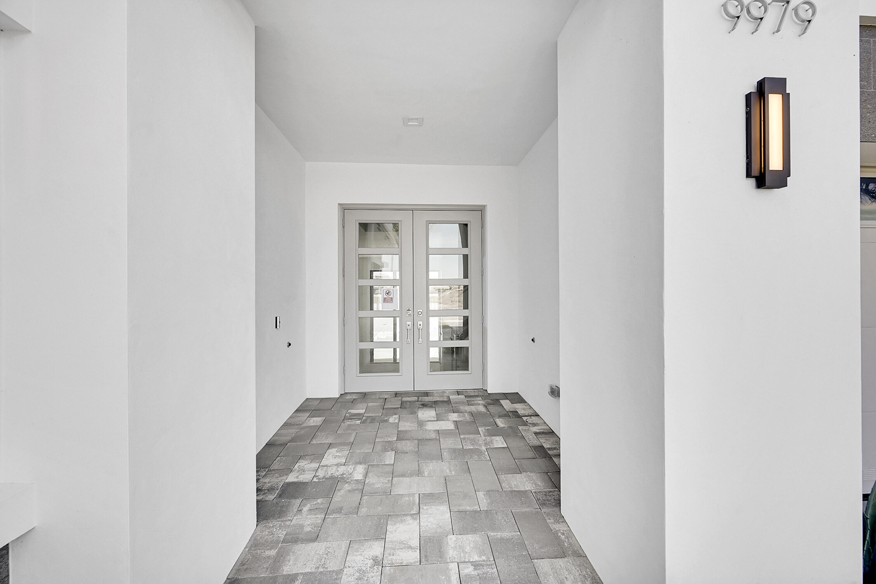 9979 Migration Point Palm Beach Gardens, FL 33412 - Photo 7 of 81 07_1 (4)