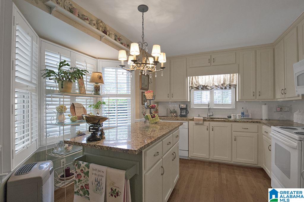 722 Olde Towne Circle Alabaster, AL 35007 - Photo 5 of 28