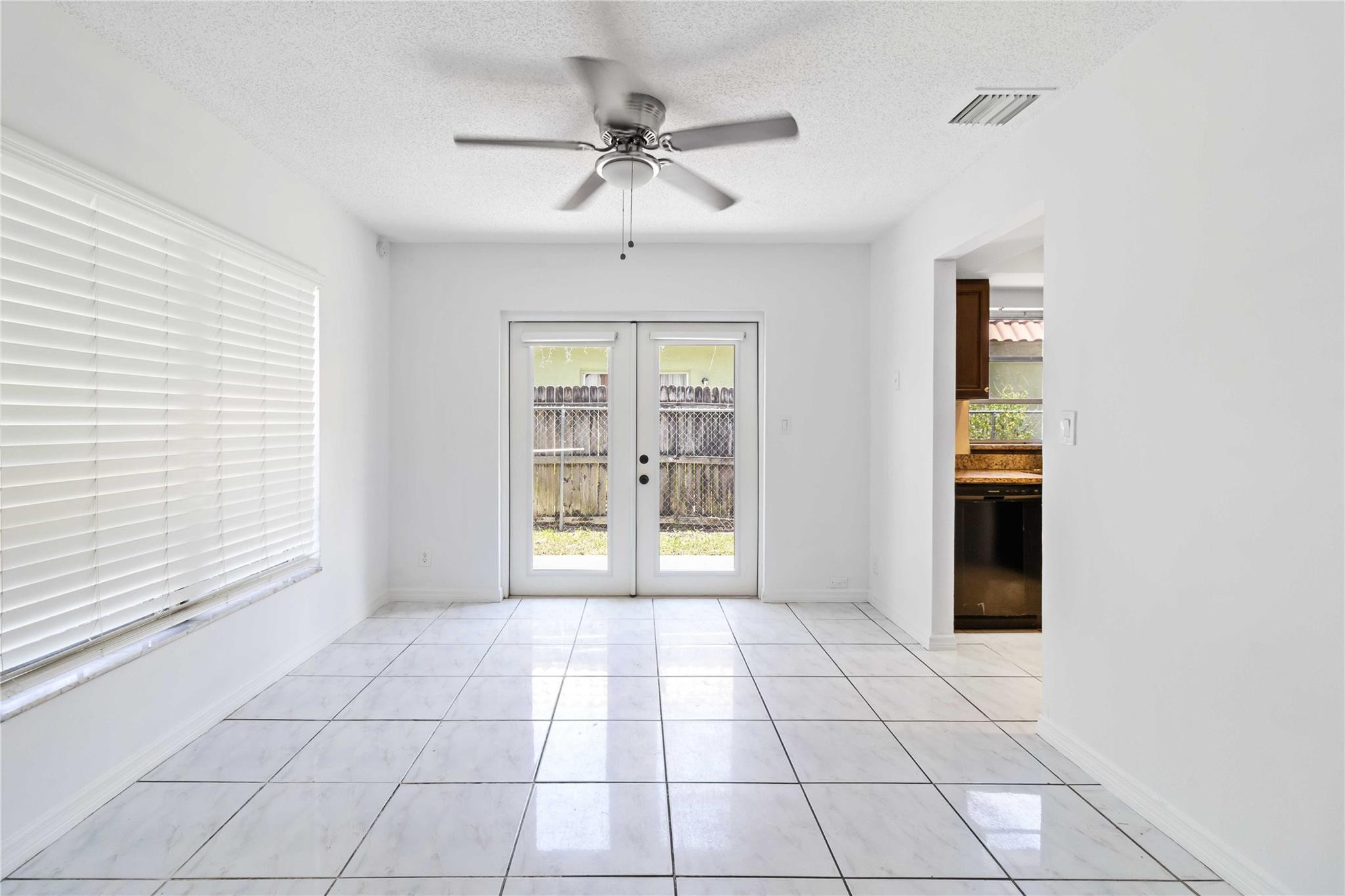 90 Lariat Circle Boca Raton, FL 33487 - Photo 6 of 15 Photo 6