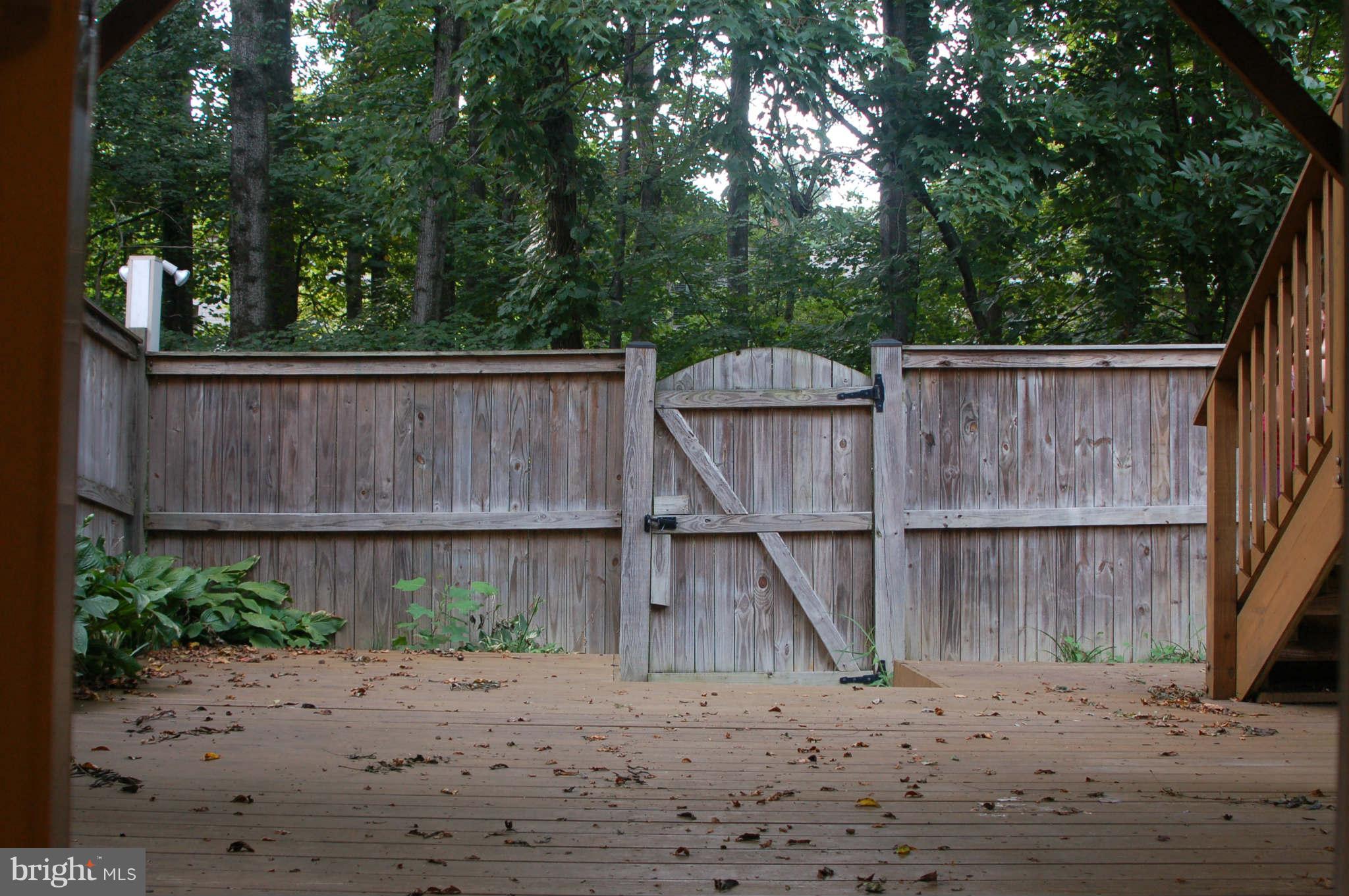 8040 Sleepy View Lane Springfield, VA 22153 - Photo 5 of 27 Exterior (Rear)