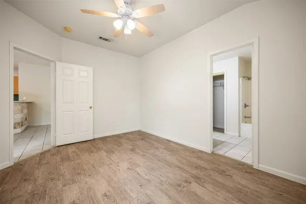 $1,700 | 21513 Pershing Avenue, Unit A, Lago Vista, TX 78645