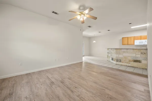 $1,700 | 21513 Pershing Avenue, Unit A, Lago Vista, TX 78645