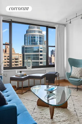 $1,150,000 | 117 East 57th Street, Unit 32G | Midtown East